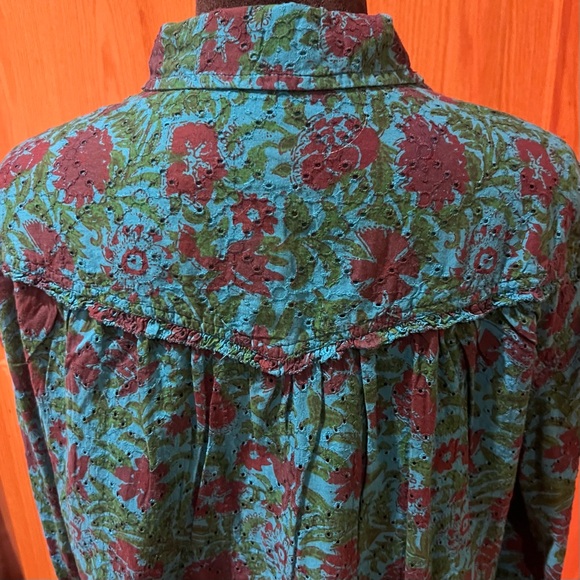 Sundance Rhea Westin Floral Eyelet Cutout Button Front Shirt Blue Green Size XL - Picture 9 of 16